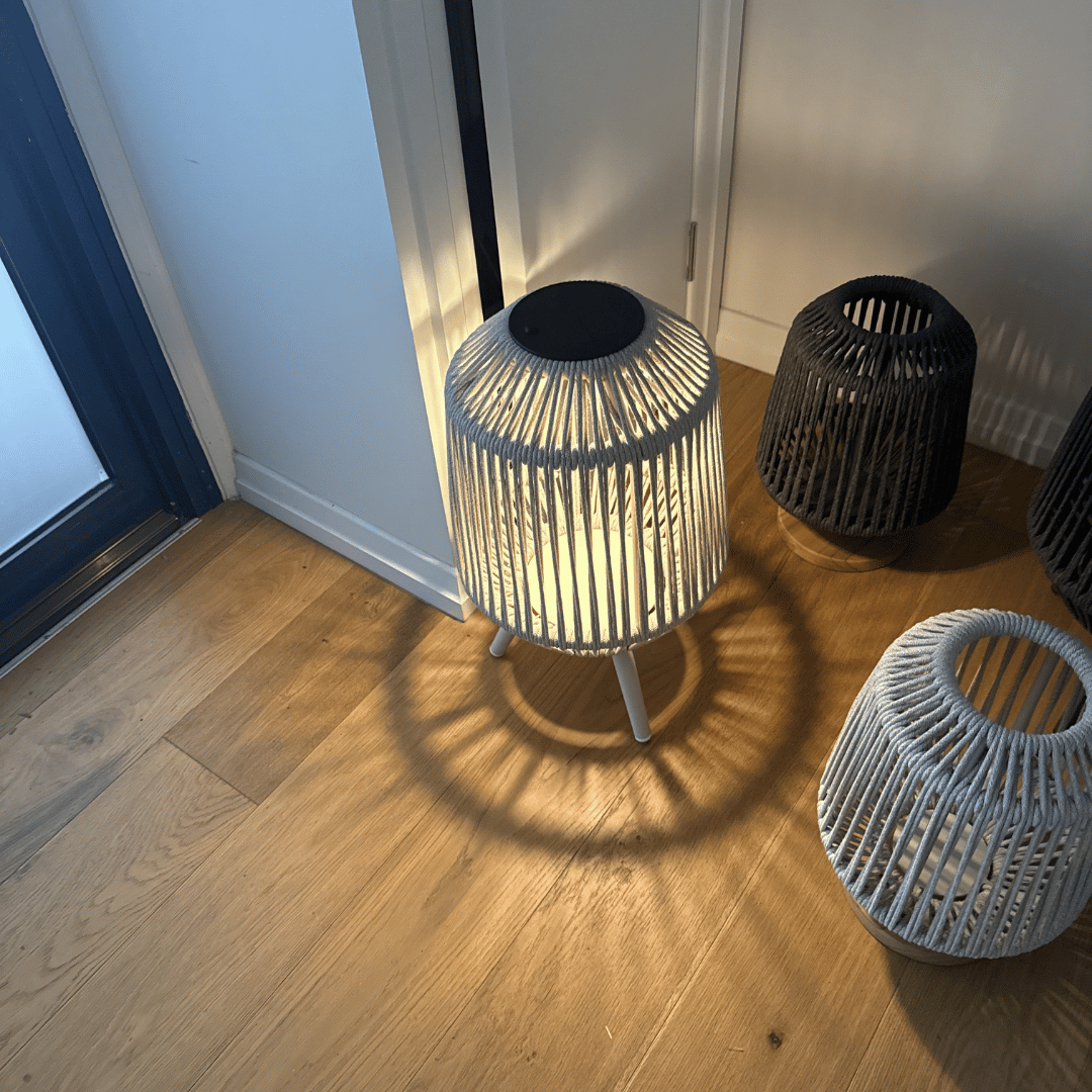 The Cove Solar Light