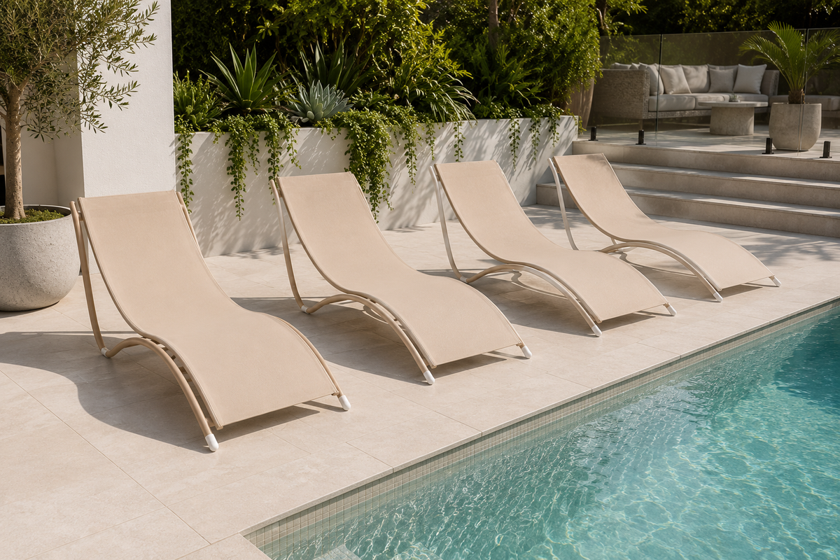 Wave Outdoor Sun Lounger